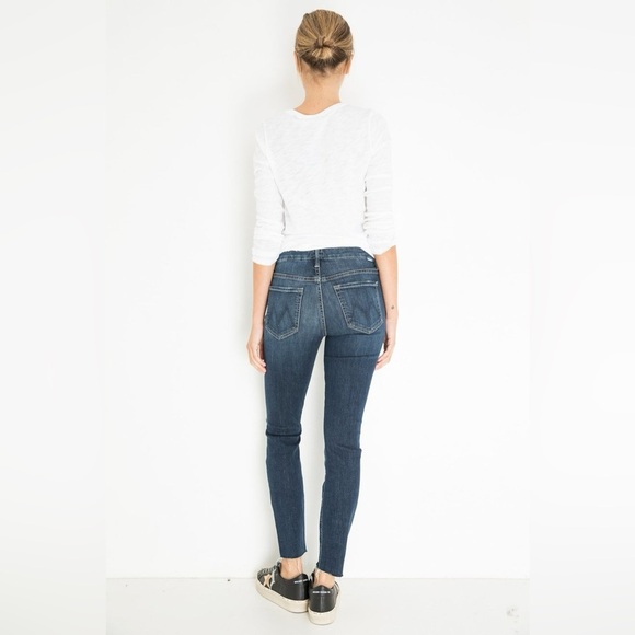 Mother The High Waisted Looker Ankle Fray Jeans Close to the Edge 25 0 stretch - Picture 4 of 14